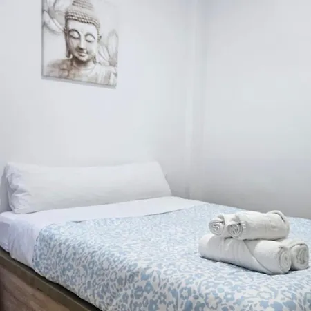 Trujillo 28 Renovado Deluxe Apartamento *